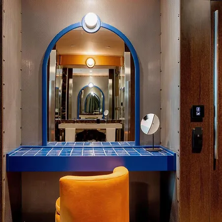 Cenica Hotel, Curio Collection By Hilton 5* ポルト
