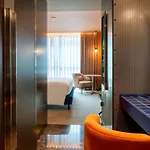 Cenica Hotel, Curio Collection By Hilton 波尔图