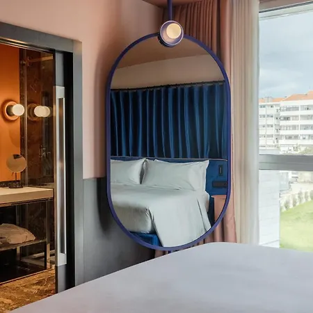 Hotel Cenica Hotel, Curio Collection By Hilton Porto