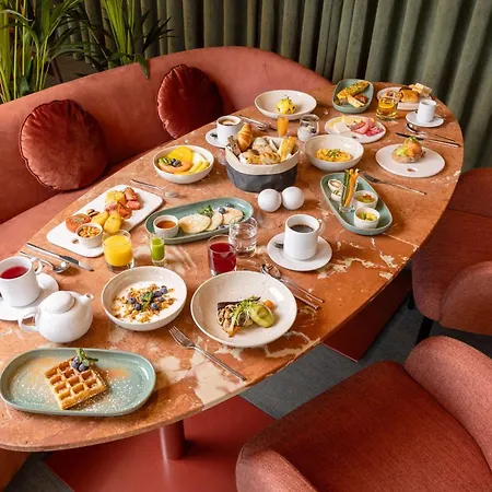 Cenica Hotel, Curio Collection By Hilton Hotel
