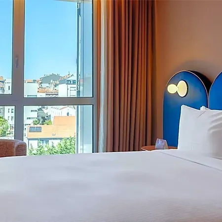 Cenica Hotel, Curio Collection By Hilton Ξενοδοχείο Πόρτο