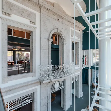 Hotel Cenica Hotel, Curio Collection By Hilton