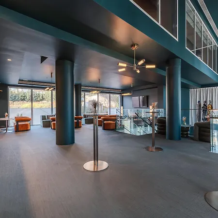 Cenica Hotel, Curio Collection By Hilton Hotel Porto
