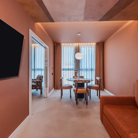 Hotel Cenica Hotel, Curio Collection By Hilton
