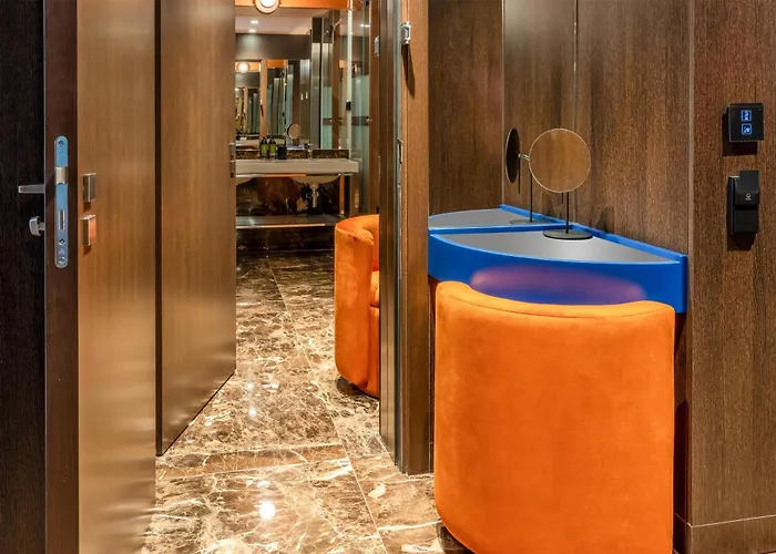 Cenica Hotel, Curio Collection By Hilton Hotel Oporto