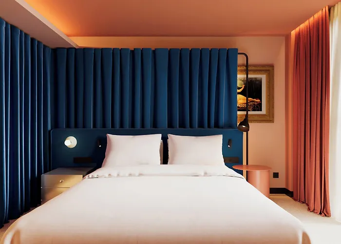 Cenica Hotel, Curio Collection By Hilton Otel