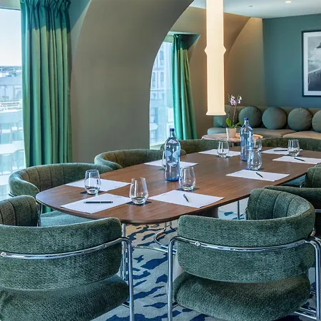 Отель Cenica Hotel, Curio Collection By Hilton 5*