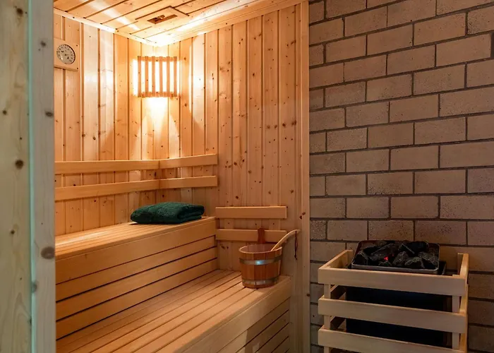 Cenica Hotel, Curio Collection By Hilton Отель Порту