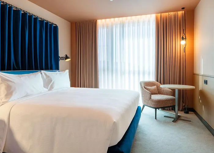 Hotell Cenica Hotel, Curio Collection By Hilton Oporto