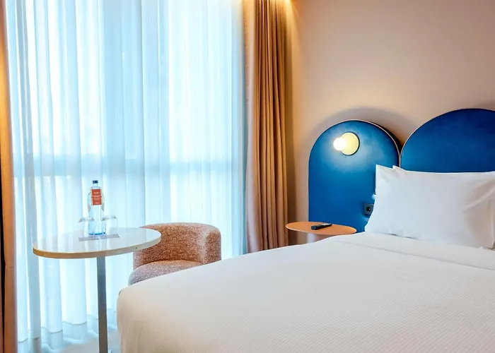 Cenica Hotel, Curio Collection By Hilton Порту