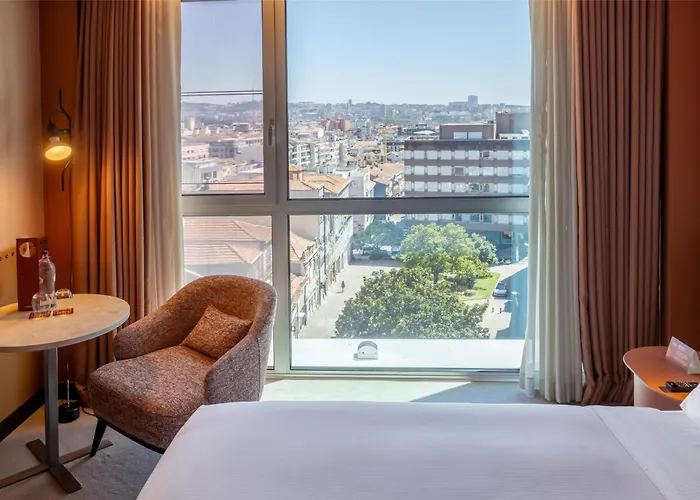 Cenica Hotel, Curio Collection By Hilton Hotell Oporto