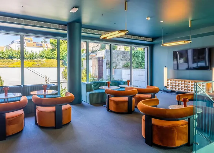 Cenica Hotel, Curio Collection By Hilton