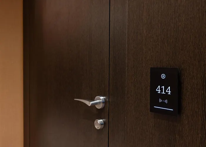 Hotell Cenica Hotel, Curio Collection By Hilton