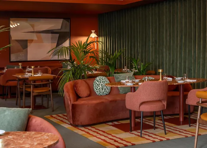 Cenica Hotel, Curio Collection By Hilton Hotel Oporto